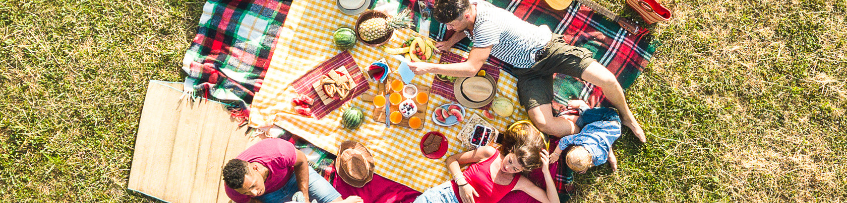 Come organizzare un picnic: ecco cosa portare e quali ricette preparare